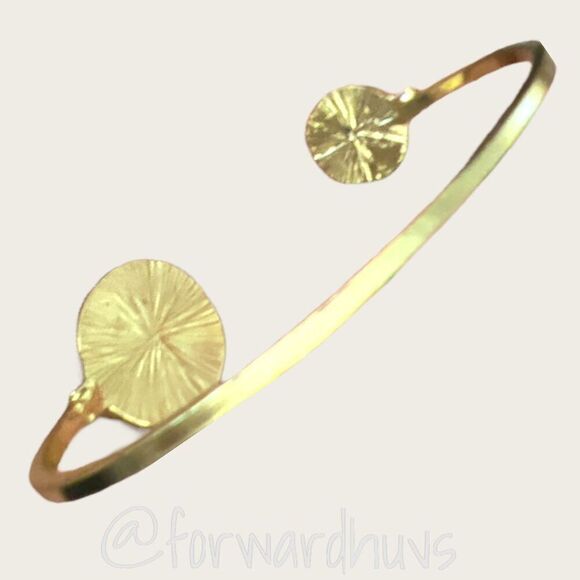 Cuff Bracelet with Mother of Pearl Inlay - Picture 6 of 8